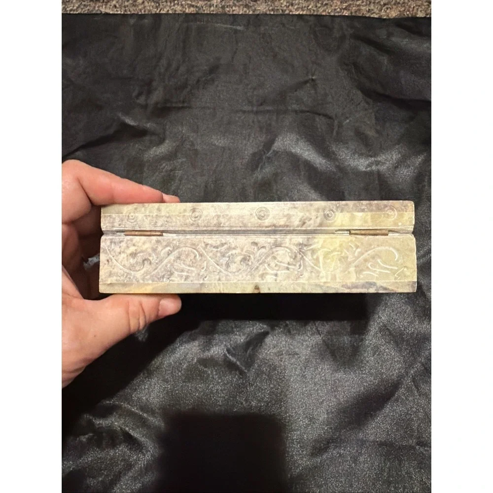 Vintage Hand Carved Marble Jewelry Box,White Stone Trinket Box, Onyx Trinket Box